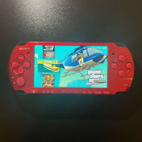 Sony PSP - Picture 3 of 12